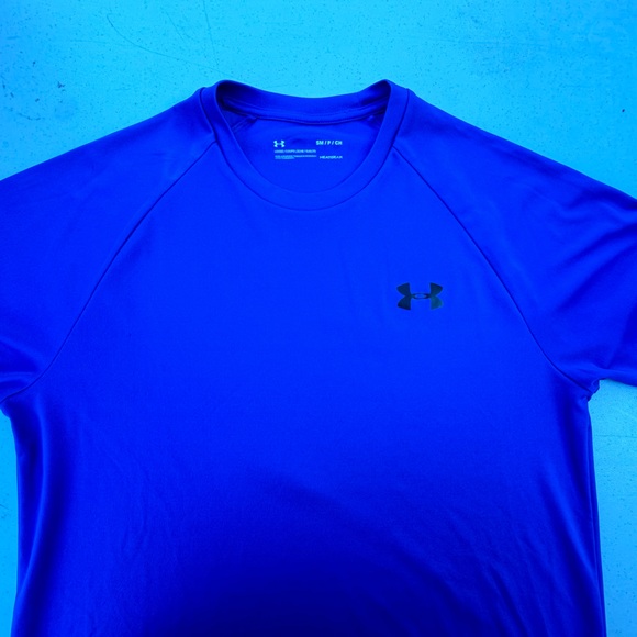 Blue Under Armour Shirt - Picture 3 of 3